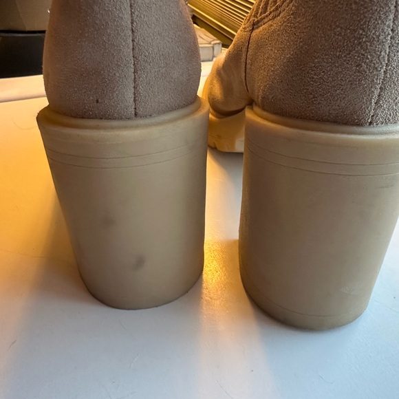 Dolce Vita Beige Suede Women's Ankle Boots size 11 - Picture 7 of 14